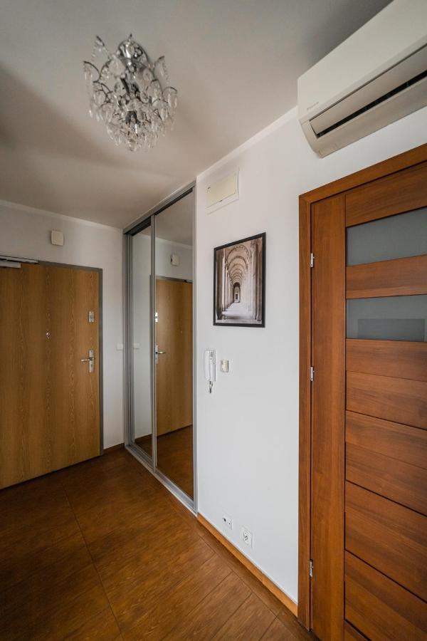 Bulwar Kurlandzki Vistula Apartment คราคูฟ ภายนอก รูปภาพ