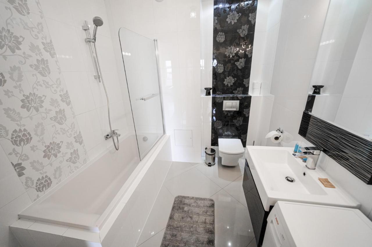 Bulwar Kurlandzki Vistula Apartment คราคูฟ ภายนอก รูปภาพ